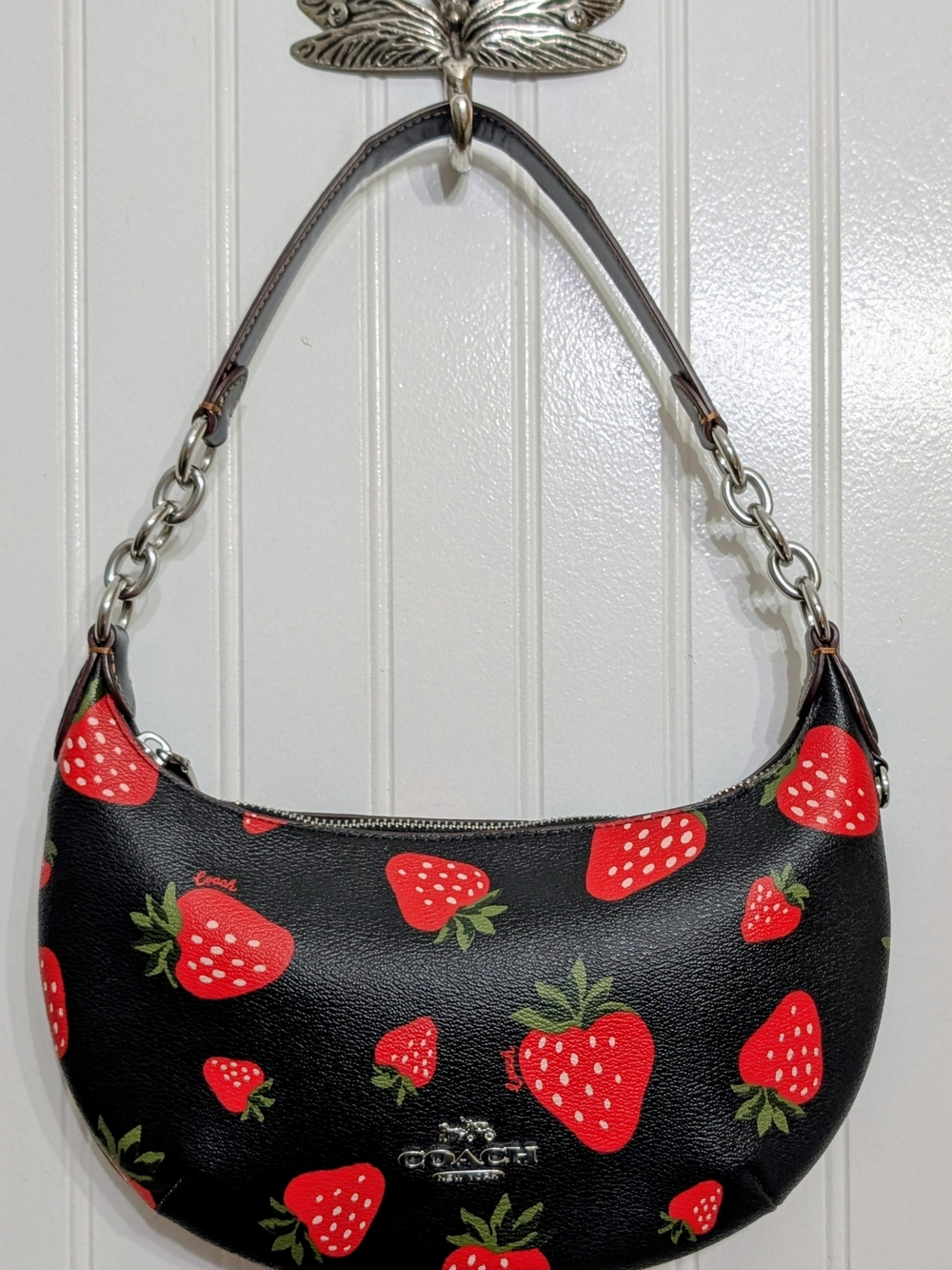 Coach Payton Hobo Wild Strawberry Print Bag